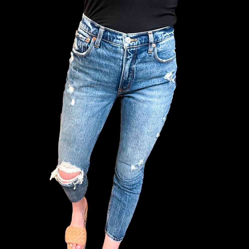 Abercrombie - High Rise Wedgie Fit Jeans